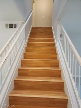 Photo #4: 2548632 Listing 