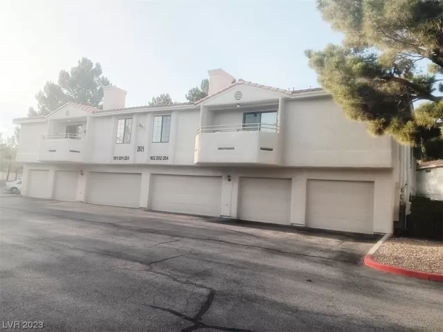 MLS: 2548654 Condo For Sale