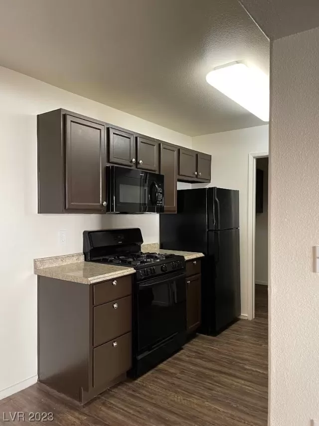 MLS: 2548701 Condo For Sale