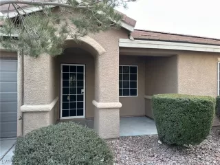 Photo #2: 2548771 Listing