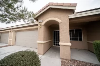 Photo #4: 2548771 Listing