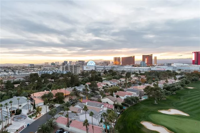 MLS: 2548776 Condo For Sale