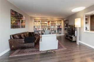 Photo #2: 2548776 Listing 