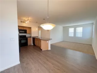 Photo #1: 2548789 Listing 