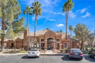 Photo #1: 2548842 Listing 