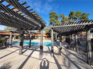 Photo #4: 2548872 Listing 