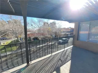 Photo #5: 2548872 Listing 