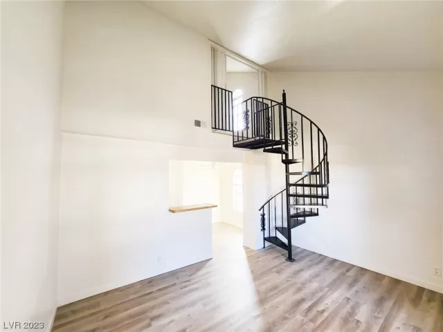 MLS: 2548878 Condo For Sale