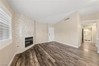 Photo #1: 2548900 Listing