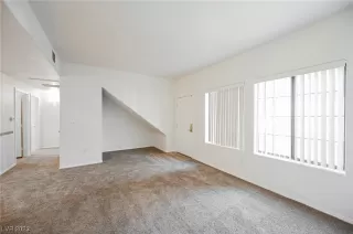 Photo #5: 2548930 Listing 