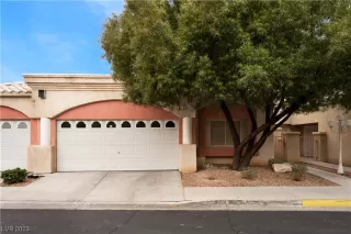 Photo #2: 2548932 Listing 