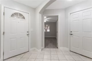 Photo #5: 2548932 Listing 