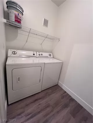 Photo #5: 2548936 Listing 