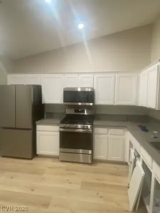 Photo #6: 2548983 Listing 