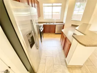 Photo #3: 2548986 Listing 