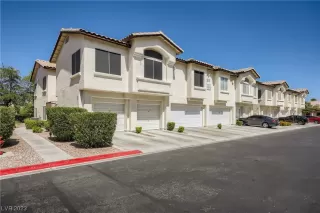 Photo #1: 2549000 Listing