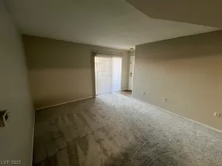 Photo #4: 2549019 Listing 