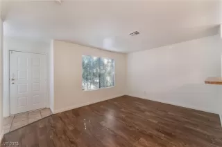 Photo #5: 2549024 Listing 