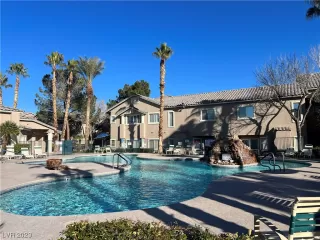 Photo #1: 2549036 Listing 