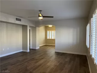 Photo #6: 2549036 Listing 