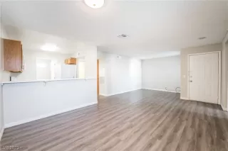 Photo #5: 2549047 Listing 