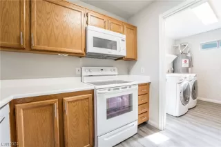 Photo #6: 2549047 Listing 