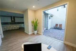 Photo #4: 2549078 Listing 