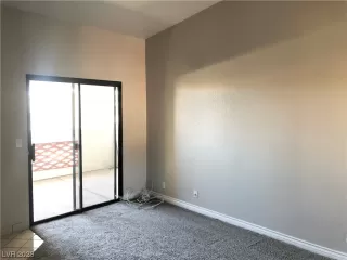 Photo #4: 2549105 Listing 