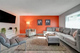 Photo #1: 2549126 Listing