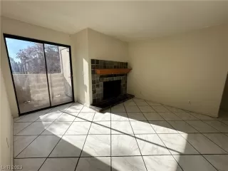 Photo #2: 2549127 Listing 