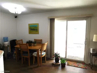 Photo #3: 2549128 Listing 