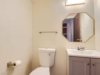 Photo #3: 2549148 Listing