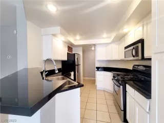 Photo #5: 2549235 Listing 