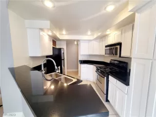 Photo #6: 2549235 Listing 