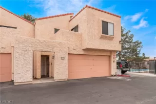 Photo #1: 2549263 Listing 