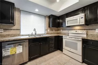 Photo #6: 2549263 Listing 