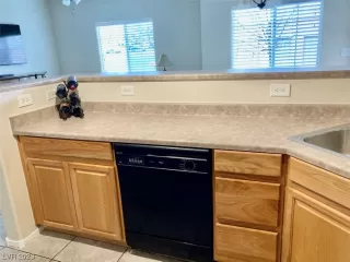 Photo #6: 2549277 Listing 