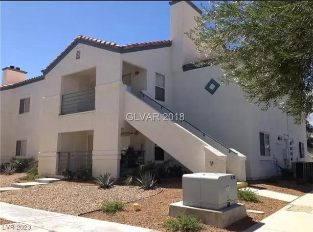 MLS: 2549283 Condo For Sale