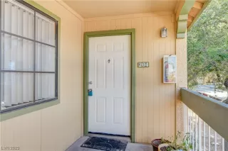 Photo #2: 2549300 Listing 