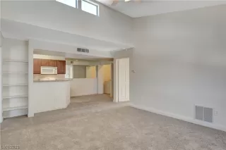 Photo #3: 2549300 Listing 