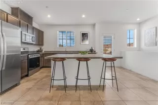 Photo #2: 2549378 Listing 