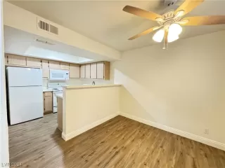 Photo #3: 2549387 Listing 