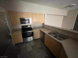 Photo #6: 2549433 Listing 