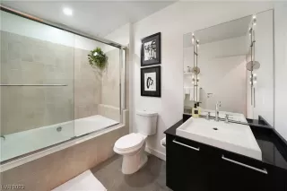 Photo #6: 2549446 Listing 