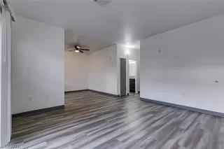 Photo #5: 2549458 Listing 