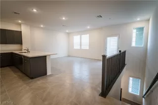 Photo #6: 2549469 Listing 