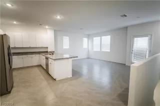 Photo #3: 2549522 Listing 