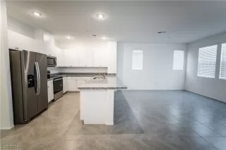 Photo #4: 2549522 Listing 