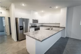 Photo #5: 2549522 Listing 