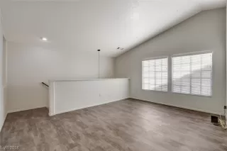 Photo #2: 2549534 Listing